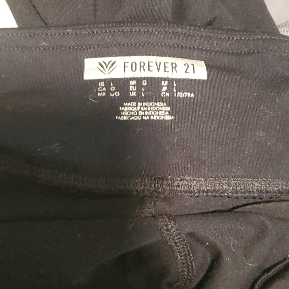 Forever 21 Legging Bundle - Picture 2 of 3